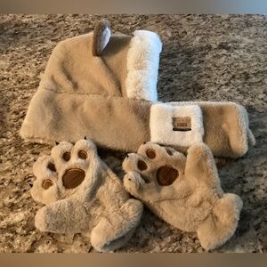 Animal hat and gloves